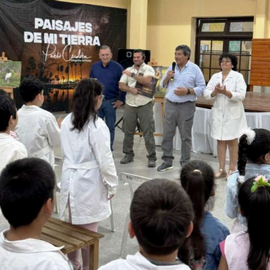 El libro “Paisaje de mi tierra” fue presentado en escuelas de la Villa Turística