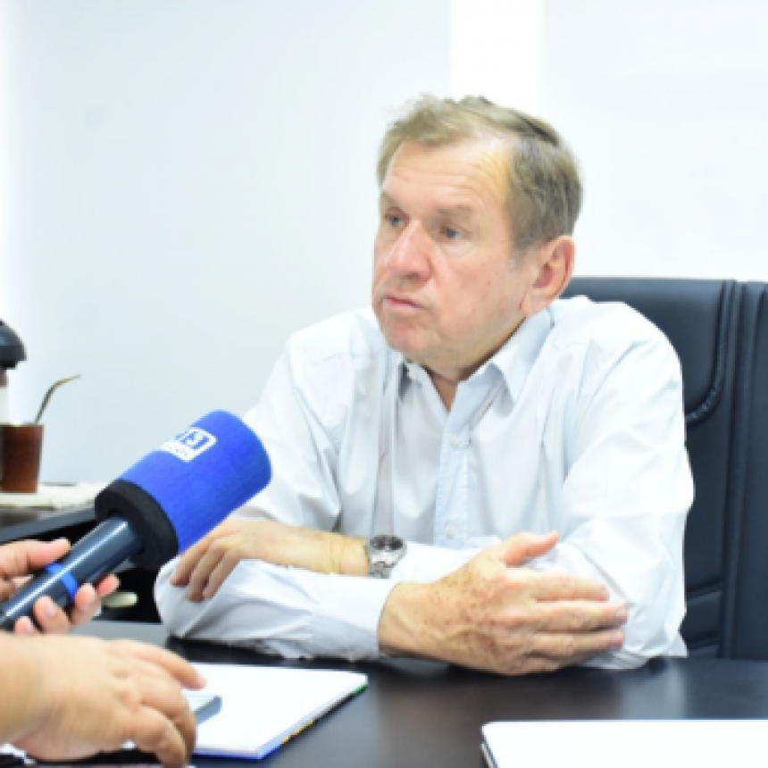 “Formosa ofreció a la Secretaría de Energía el financiamiento para que la línea Clorinda - Guarambaré entre en operaciones”, explicó De Vido