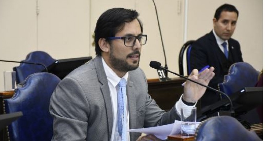 Vera cuestionó a Paoltroni y afirmó que “desconoce la Constitución Nacional” al plantear una intervención federal en la provincia