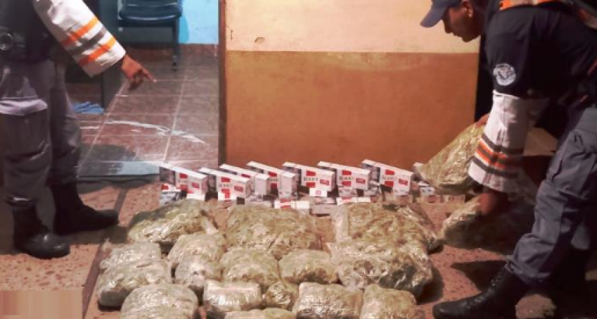 Secuestran siete kilos de hojas de coca y cigarrillos sin aval aduanero