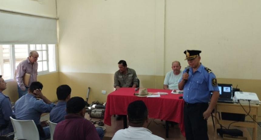 Capacitación conjunta para el cuidado de ambulancias y otros vehículos