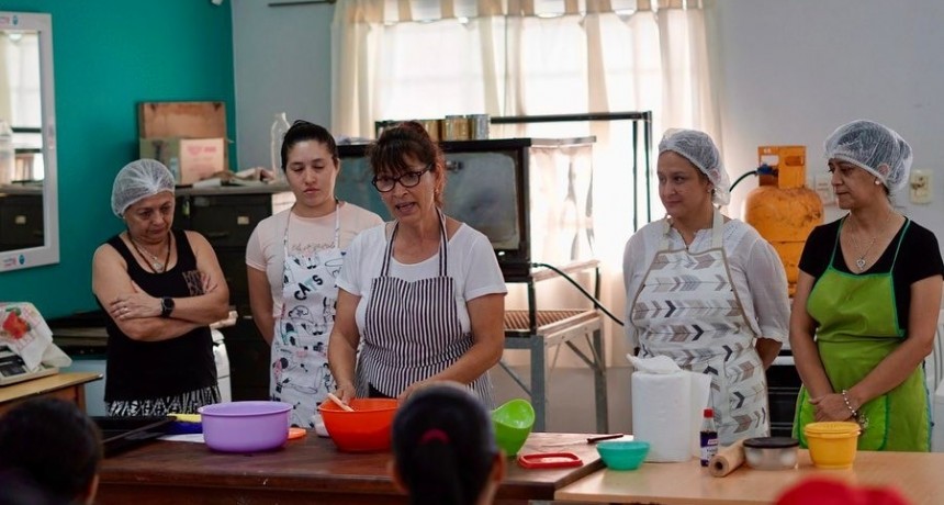Con éxito culmina la segunda etapa de la Escuela de Artes y Oficios Municipal