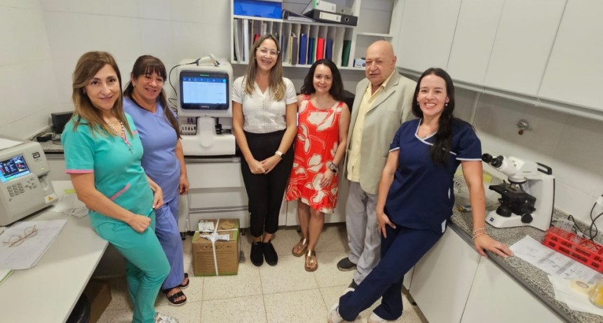 Hospital de Laguna Blanca: Un nuevo equipo de última generación fue instalado en el servicio de laboratorio