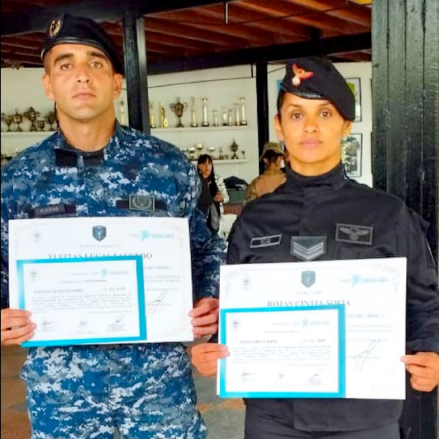 Dos policías aprobaron el curso de “Negociador Policial en Situaciones de Crisis y Resolución de Conflictos”