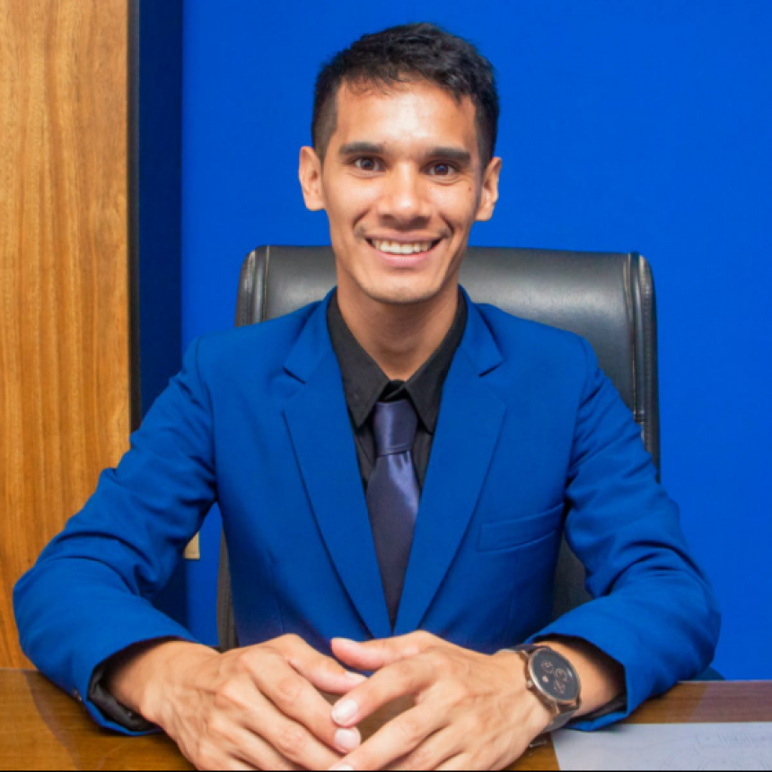 Asumió el intendente de El Espinillo, el más joven de la provincia
