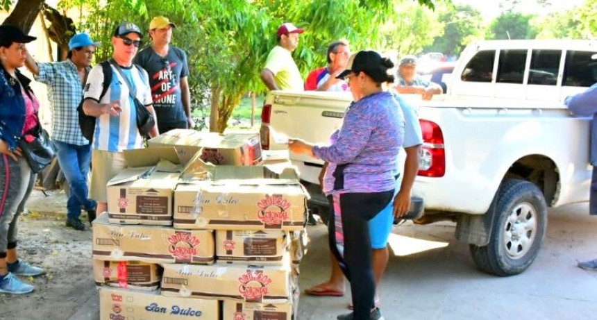 El Gobierno repartirá más de 250 mil sidras y pan dulces en toda la provincia