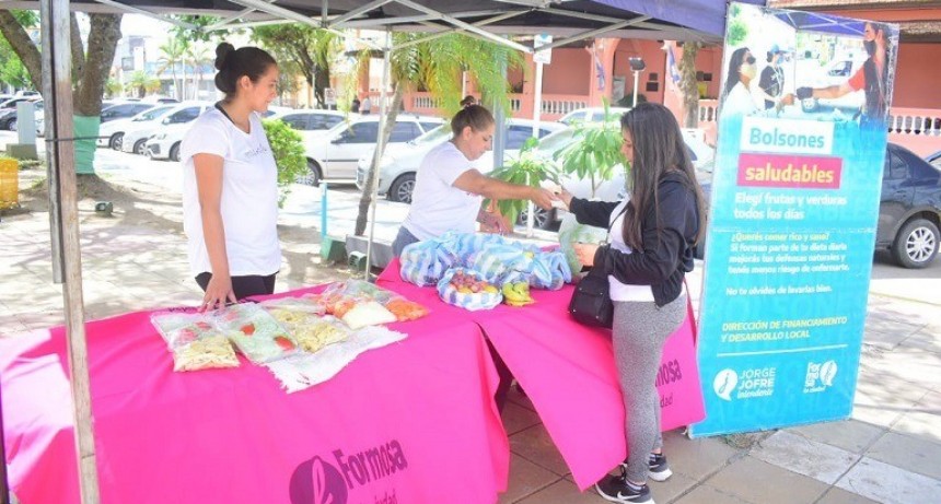 FORMOSA: Bolsones Saludables y combos para ensalada de frutas en distintos puntos de venta