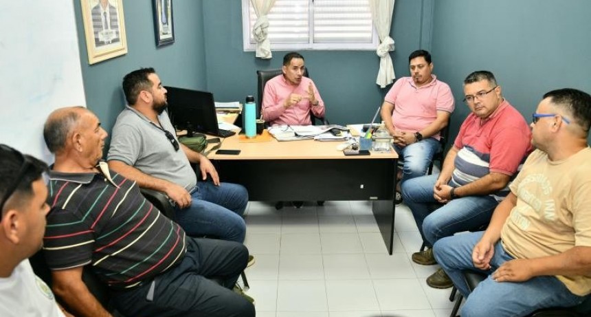 Funcionarios comunales junto a referentes del transporte público analizaron la situación del servicio en la ciudad