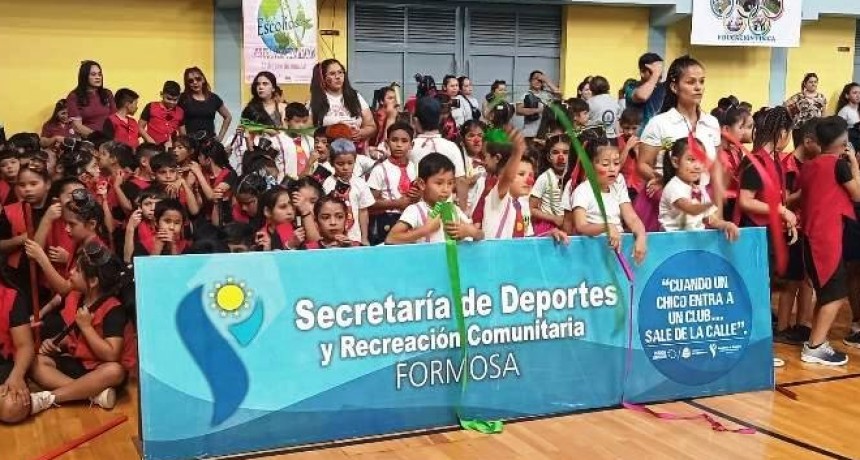 Más de dos mil estudiantes de escuelas primarias participaron de la Gala Gimnástica