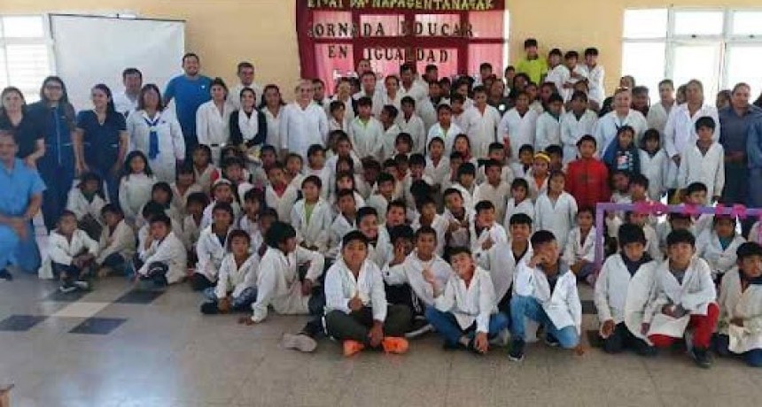 Continúan las jornadas Educar en Igualdad en los establecimientos educativos de la provincia