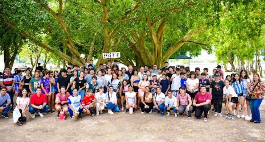 Estudiantes que ganaron el concurso “Viralizarte” visitaron la Villa Turística