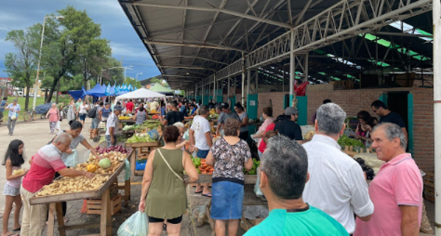 Se realizará una feria frutihortícola edición navideña en el mercado del Parque Urbano