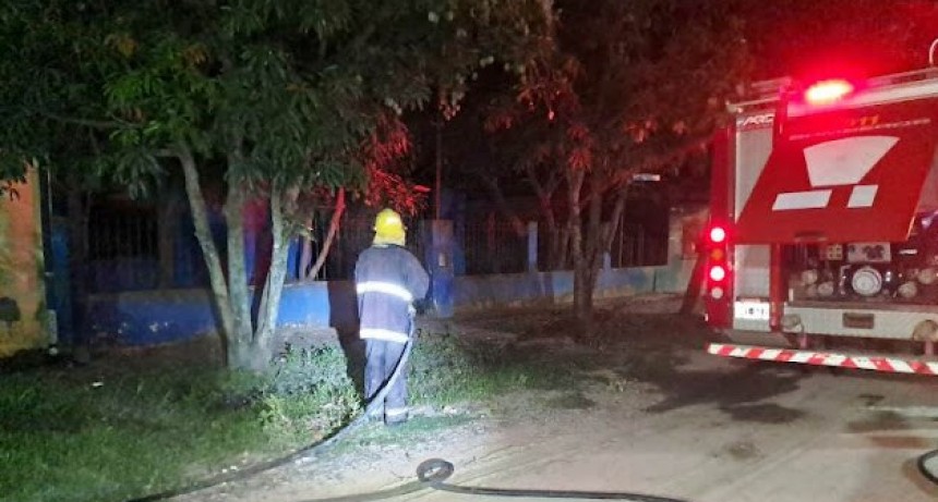 Investigan el incendio en una vivienda. Se registraron solo daños materiales y no hubo que lamentar víctimas