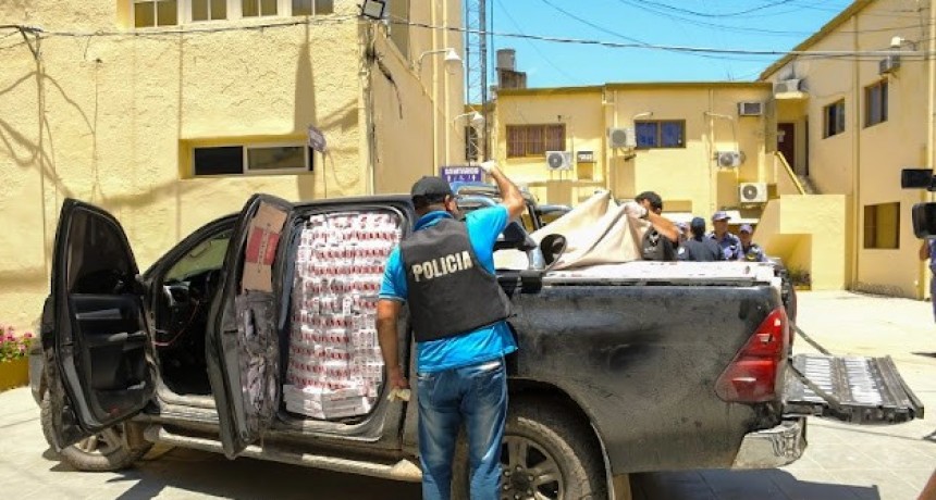 La Policía secuestró dos camionetas robadas en Buenos Aires cargadas con cigarrillos valuados en 40 millones de pesos