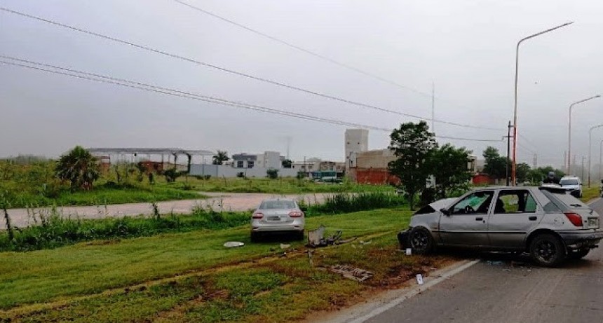 Una mujer falleció tras un choque entre dos automóviles. La víctima fue identificada como Liz Karina Insfrán