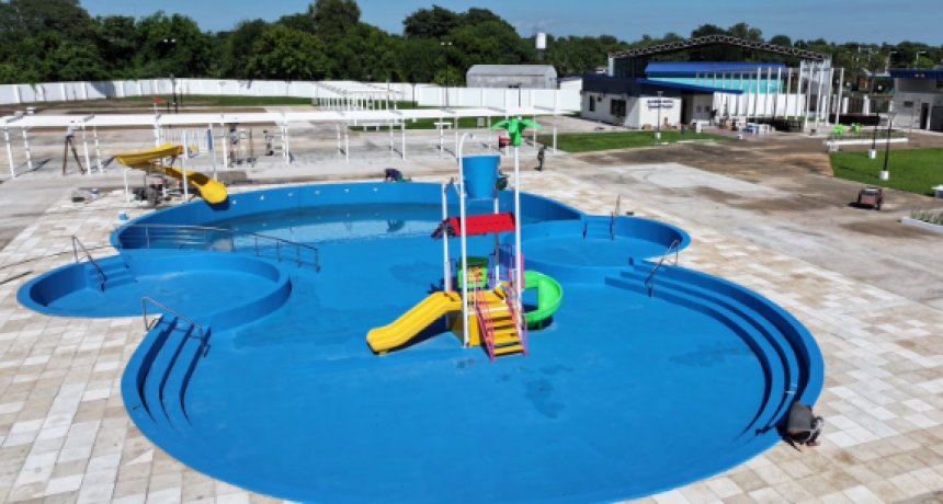 Las Lomitas: El gobernador Gildo Insfrán inaugurará el nuevo parque acuático este viernes 27