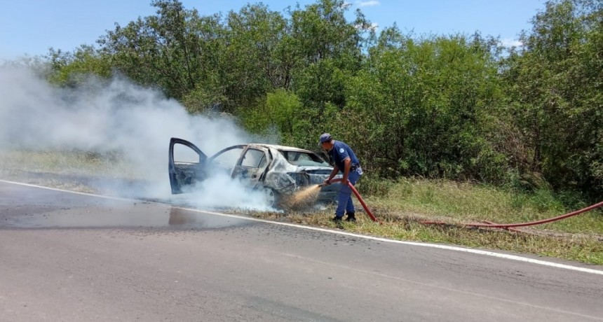 Se registró el incendio de vehículo sin lesionados