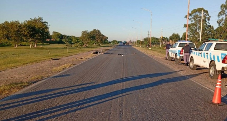 Una mujer fue detenida tras embestir a dos personas en la Ruta Nacional 86