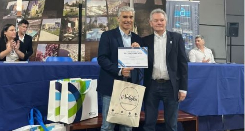 La Agencia de Desarrollo Empresarial realizó su acto de cierre de año reconociendo a instituciones, empresas y emprendedores